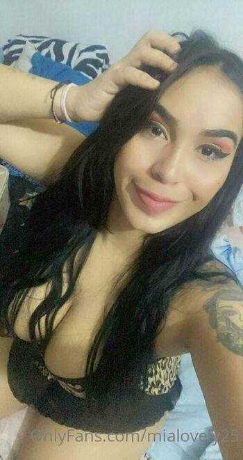 mialovely25