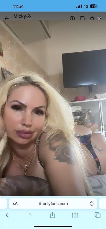 Mickylove12