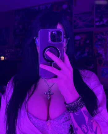 Midnightalone_21