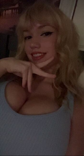 Mikahhlynn