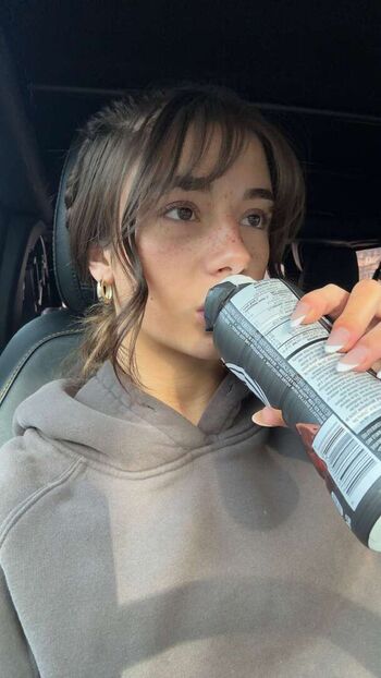 Mikayla Campinos