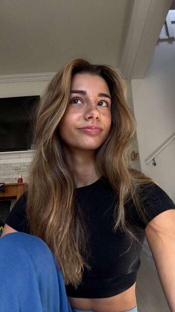 Mikayla Campinos