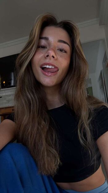 Mikayla Campinos