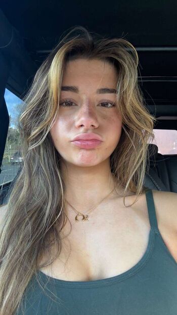 Mikayla Campinos