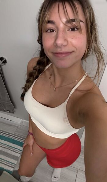 Mikayla Campinos