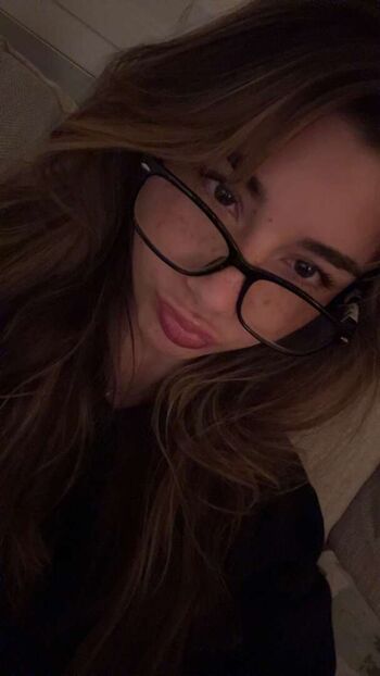 Mikayla Campinos