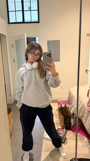 Mikayla Campinos