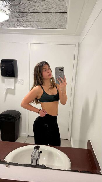 Mikayla Campinos