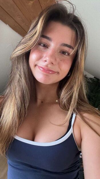Mikayla Campinos