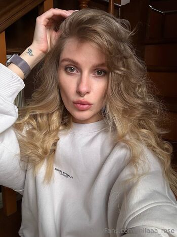 milaaa_rose