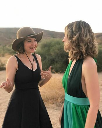 Milana Vayntrub