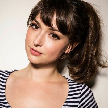 Milana Vayntrub