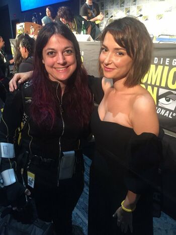 Milana Vayntrub