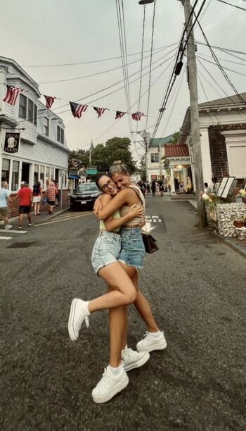 Milena And Lola