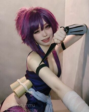 min_cosplay