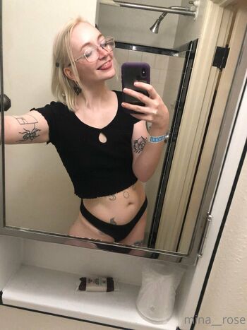 mina__rose