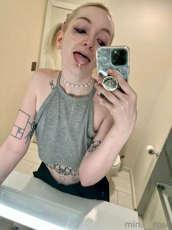 mina__rose