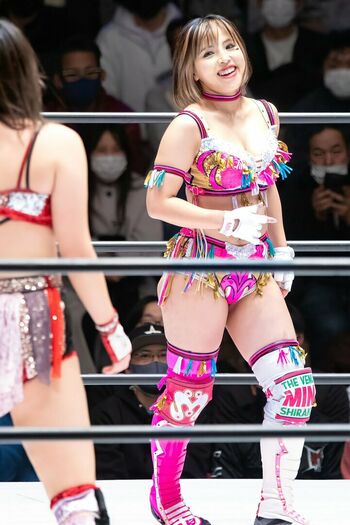 Mina Shirakawa