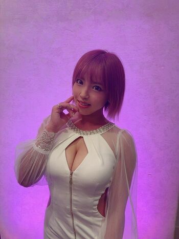 Mina Shirakawa