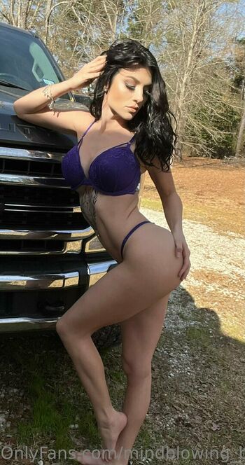 mindblowing_brunette69