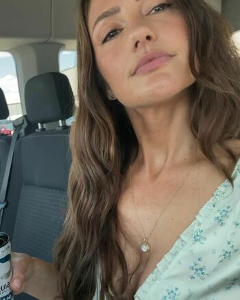 Minka Kelly