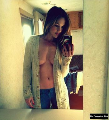 Minka Kelly