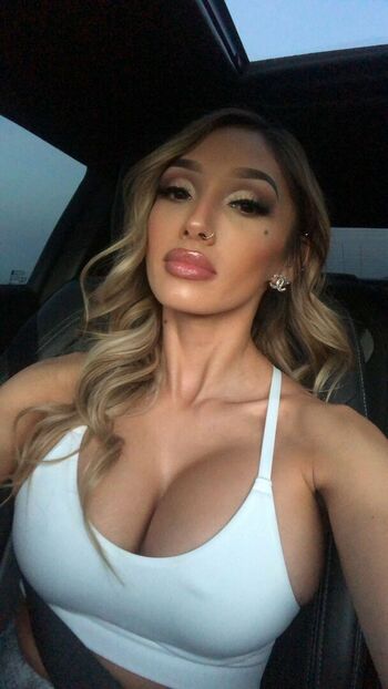 Mirahbella