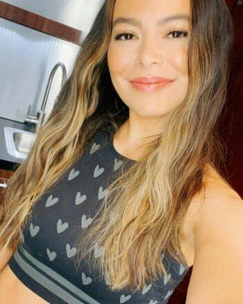 Miranda Cosgrove
