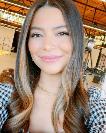 Miranda Cosgrove