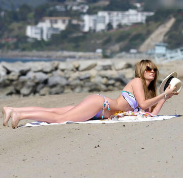 Mischa Barton