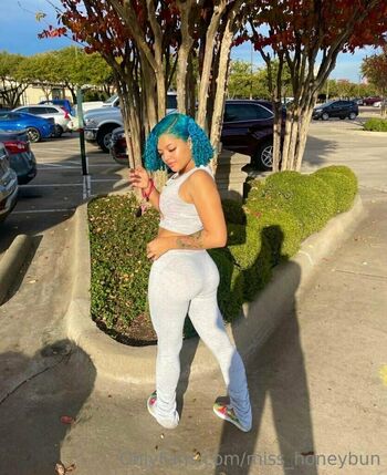 miss.honeybun