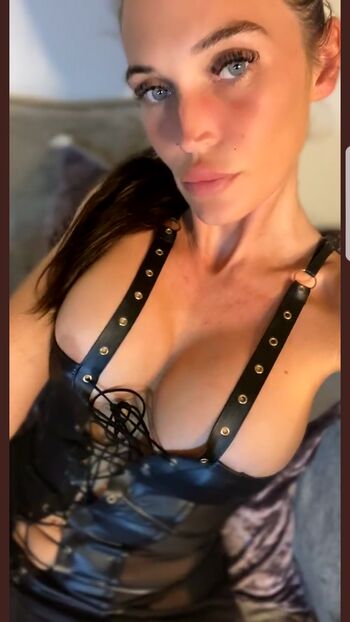 Miss Jessicaj