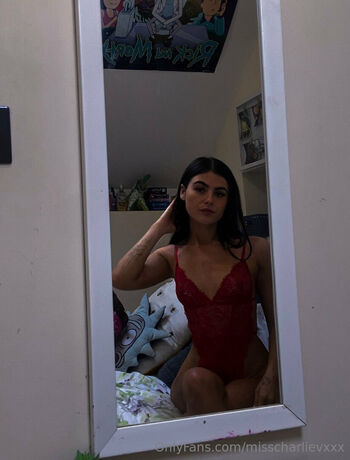 misscharlievxxx