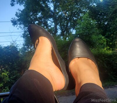 missfeetstinkvip