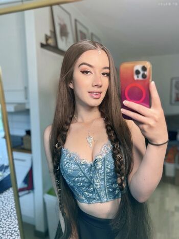 MissMikkaa