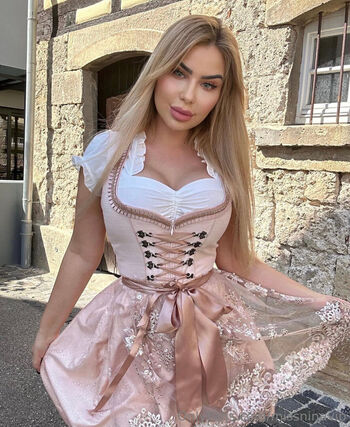 missninavip