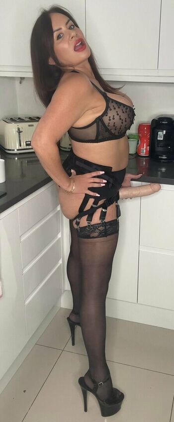 Mistress R'eal