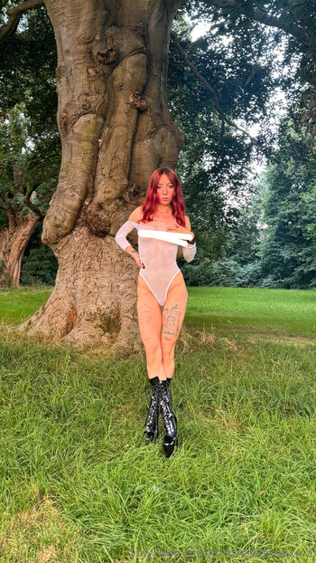 mistressannaxx.2