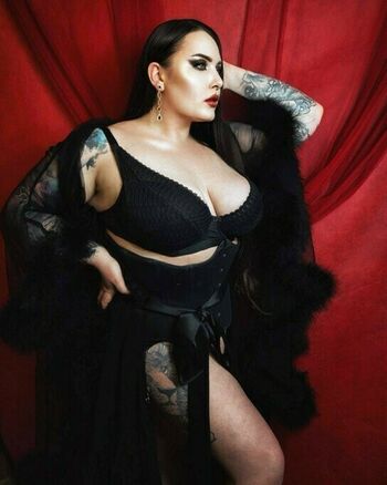 mistresskarino