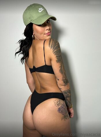 Miya Acacia