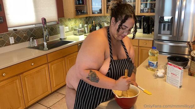 mmmilkygf