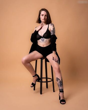 Model Lisa Marie