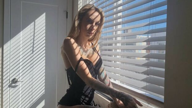 modeljenlynn