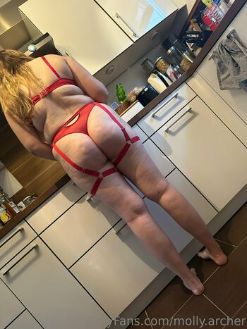 Molly Archer