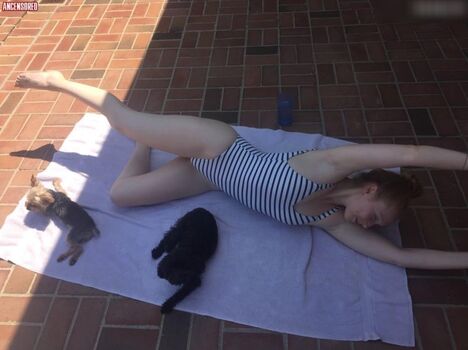 Molly C Quinn