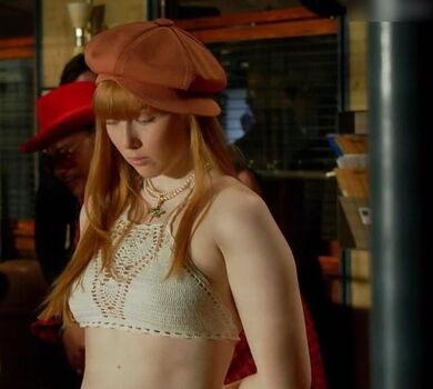 Molly C Quinn
