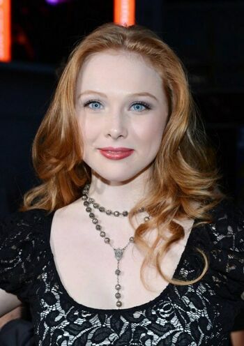 Molly C Quinn