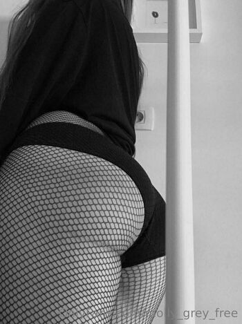 molly_grey_free
