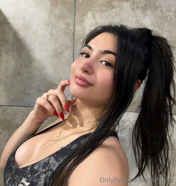 mollyaira