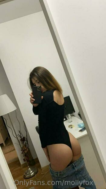 mollyfoxvip
